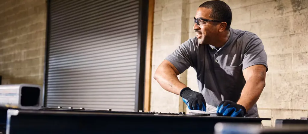 eBook: What’s the right maintenance strategy for your facility?