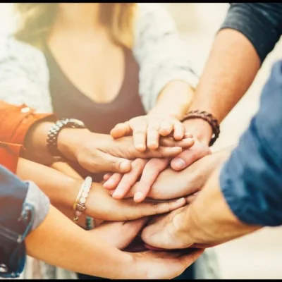 HAPPY EMPLOYEES, HEALTHY BOTTOM LINES UNITE FINANCE AND HR