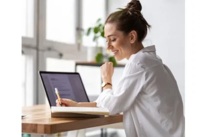 A Guide to Year-End HR Compliance