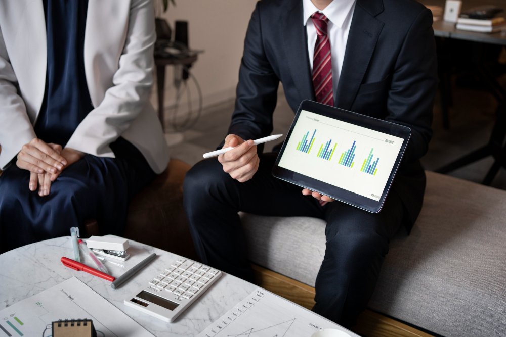Measuring ROI in Enterprise Technology Investments