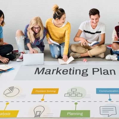 Community-Led Marketing Gains Momentum Among B2B Brands